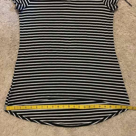 Hipster B&W Stripe High Low Tee - Picture 13 of 16